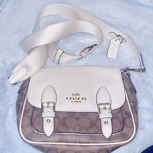 Coach Lucy cross body